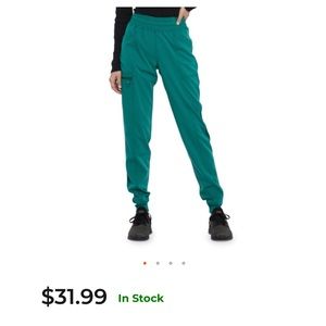 Hunter Green Jogger Scrubs